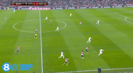 火箭主场战公牛半场：60：57暂时落后，3连败终结战遇阻，杜兰特申京均上双